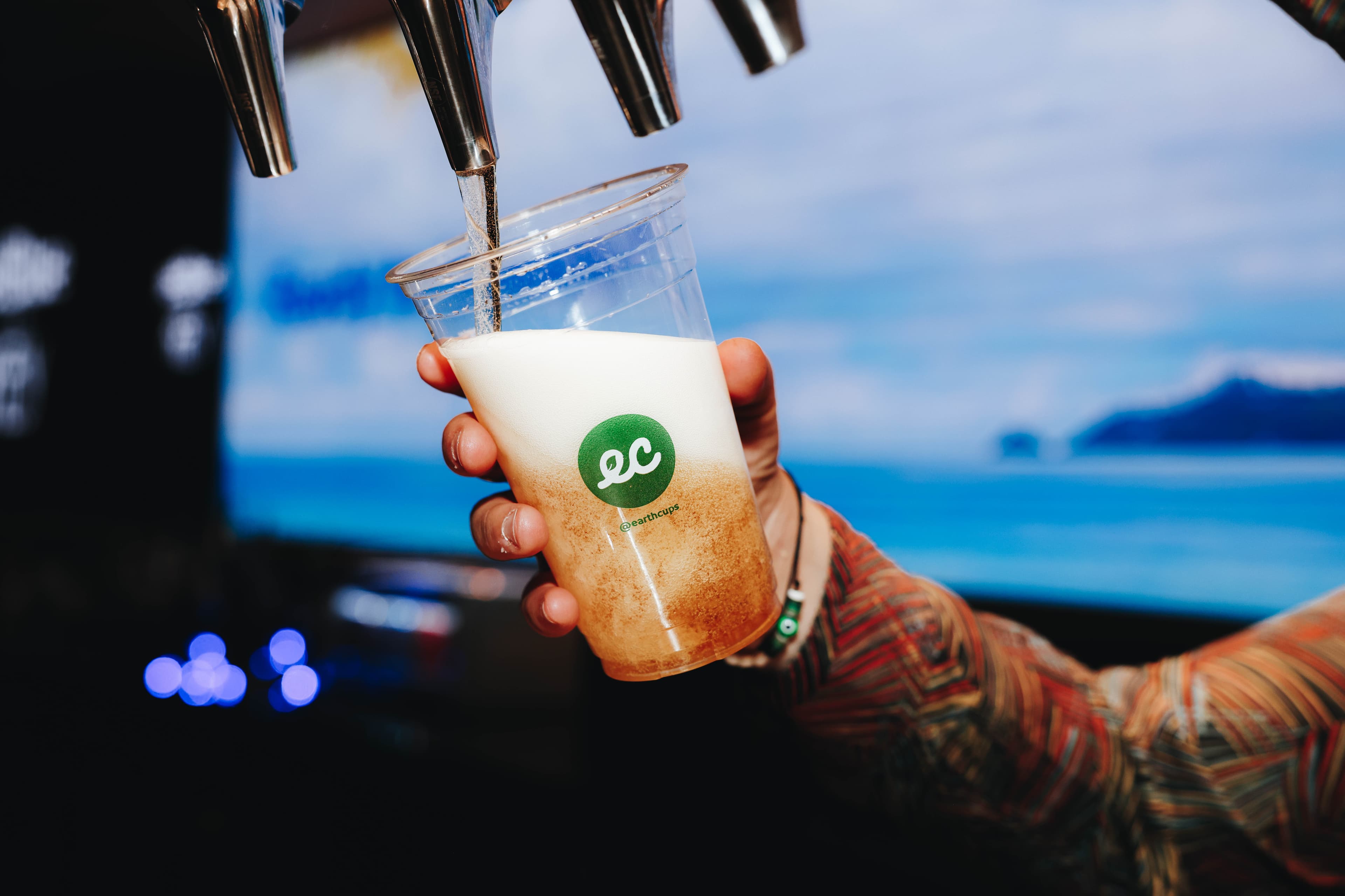 Cheers to sustainability. Our compostable cups at work — from coffee shops to craft breweries.